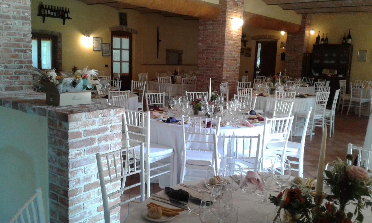 Cascina Stralla Farigliano Exteriér fotografie