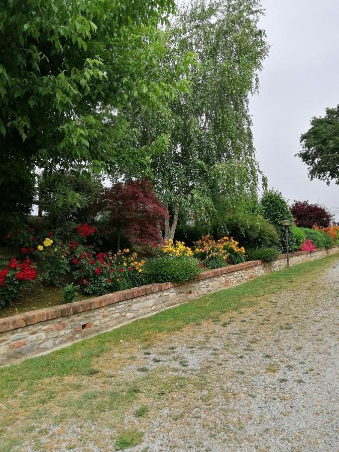 Cascina Stralla Farigliano Exteriér fotografie