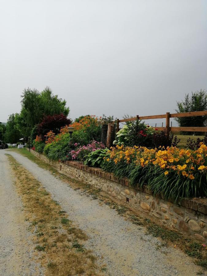Cascina Stralla Farigliano Exteriér fotografie
