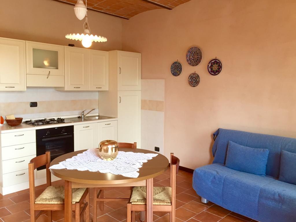 Cascina Stralla Farigliano Pokoj fotografie